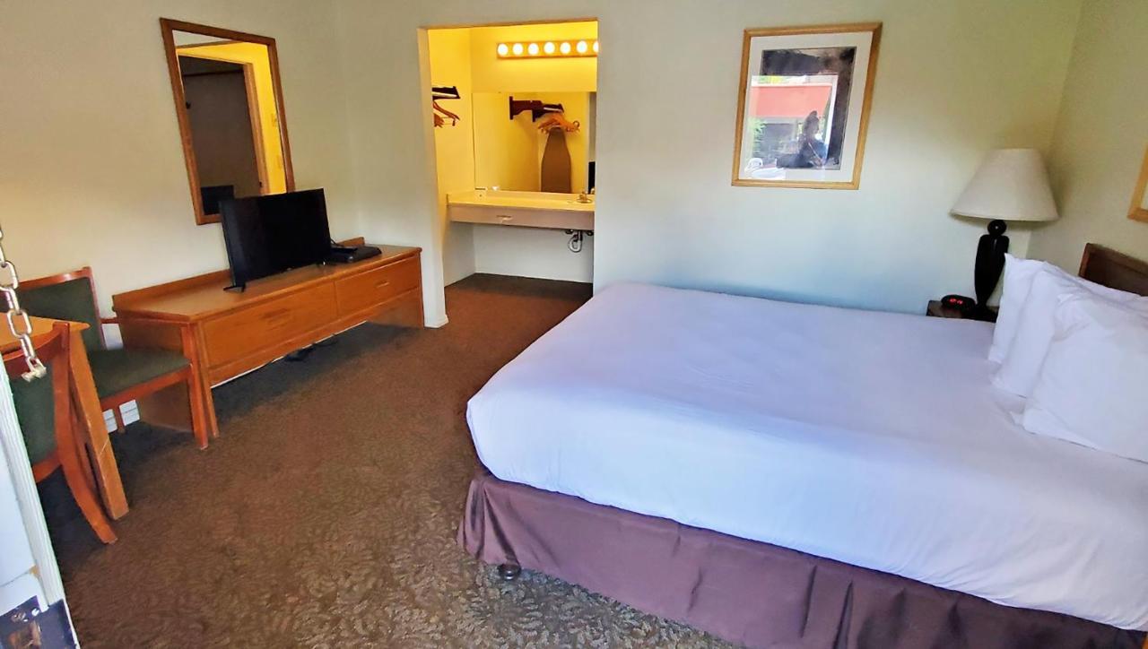 Magnuson Hotel Ely Zewnętrze zdjęcie