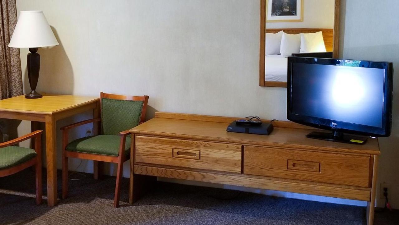 Magnuson Hotel Ely Zewnętrze zdjęcie